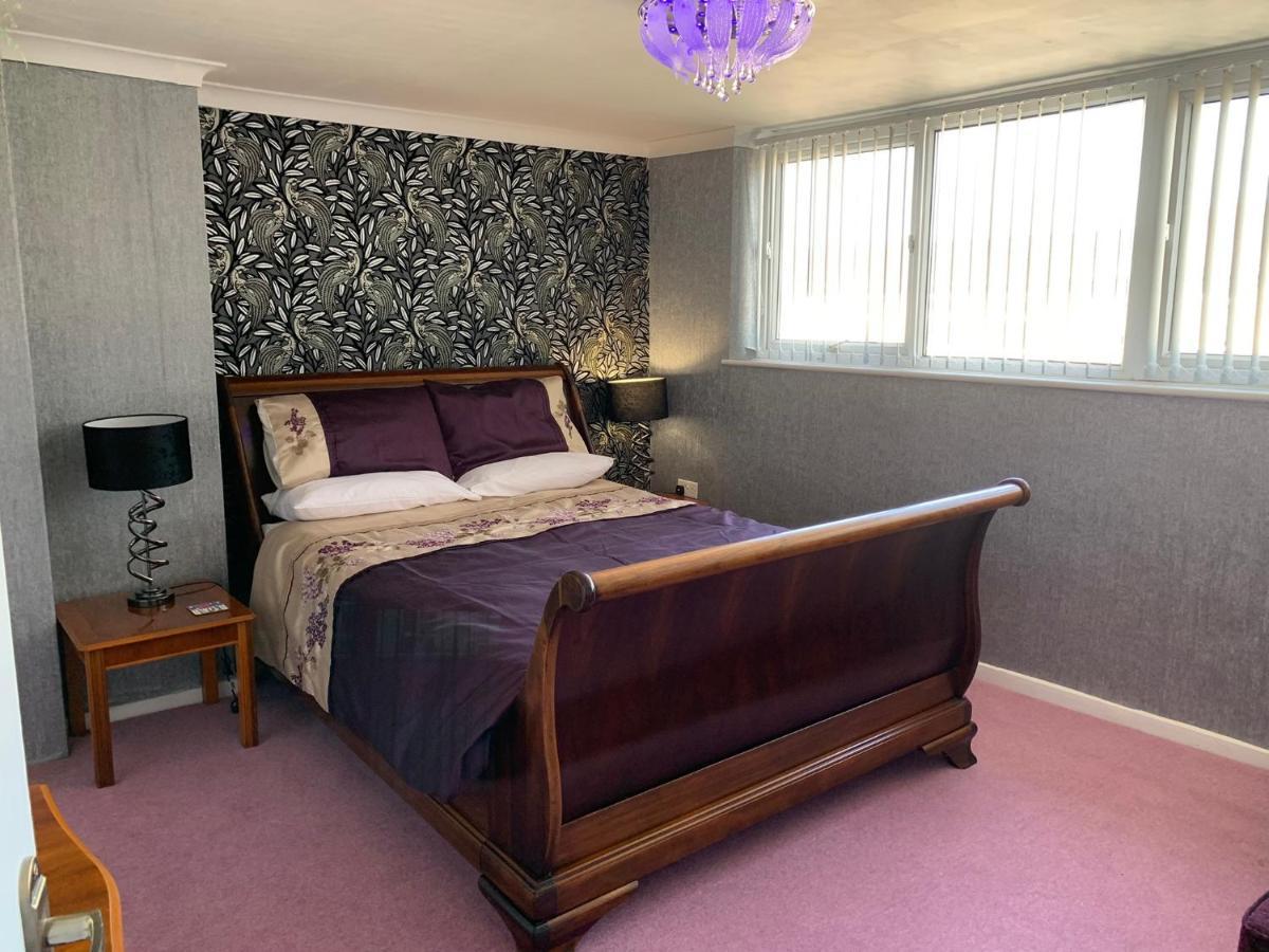 Heather Glen. Six Bedroom Home Near The Sea. Blackpool Buitenkant foto