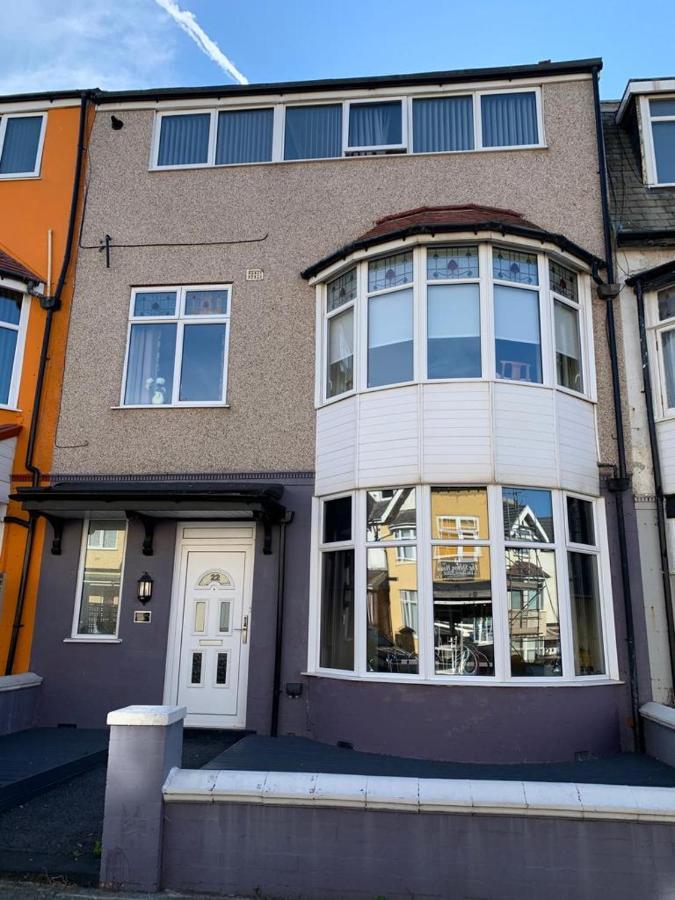 Heather Glen. Six Bedroom Home Near The Sea. Blackpool Buitenkant foto
